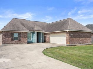 406 6th St, Kinder, LA 70647