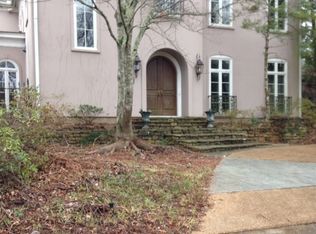 1 Eastmont Pl, Jackson, MS 39211