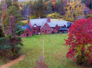390 Tamaridge Rd, Great Barrington, MA 01230