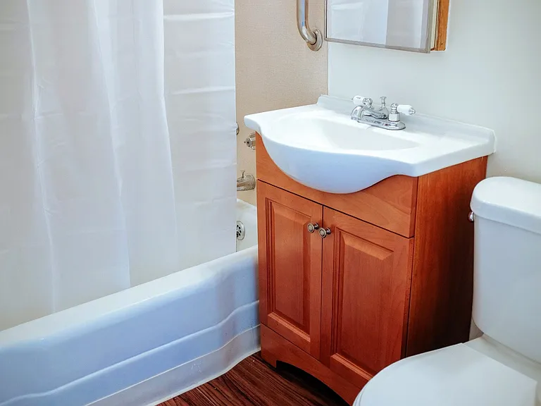 1406 E Alder St — Photo 17