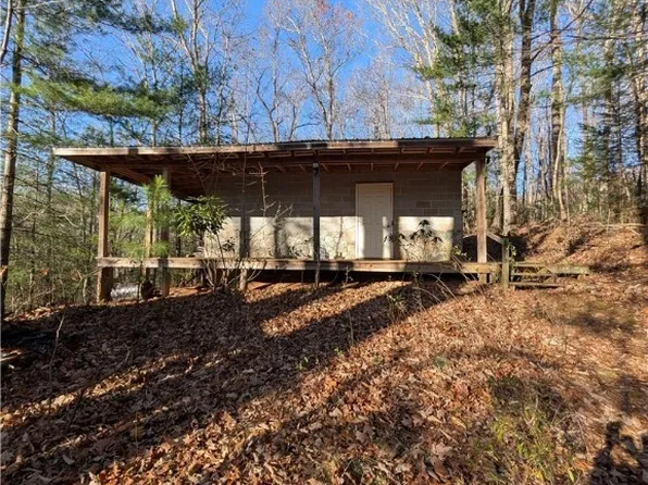 574 Three Creeks Lane, Sparta, NC 28675