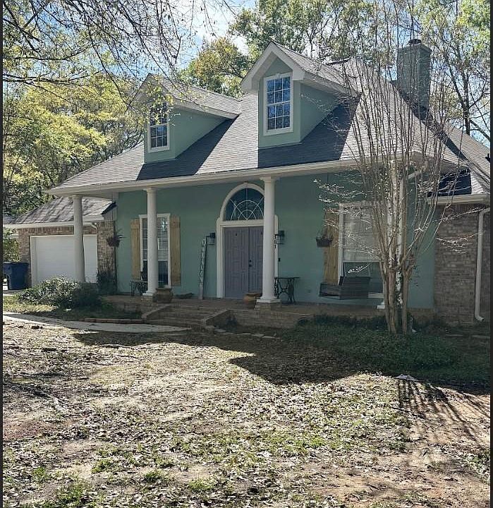 1st image of 101 Brookhollow Dr