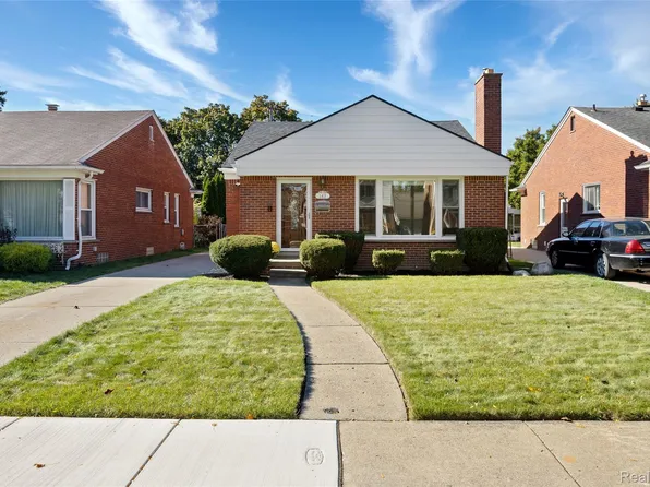 147 Robindale Ave, Dearborn, MI 48128