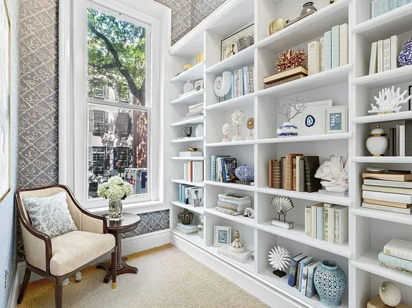 114 East 62nd Street image 3 of 10