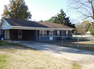 800 E 7th St, Rector, AR 72461