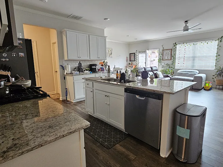 2695 Poppy Ct — Photo 6