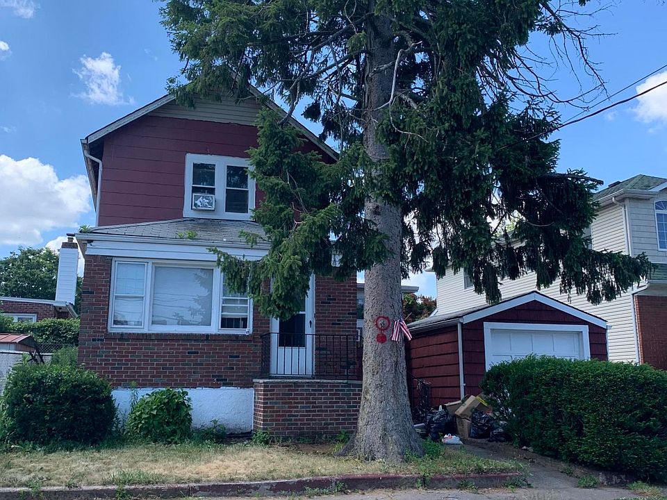 2nd image of 5 Cascade St