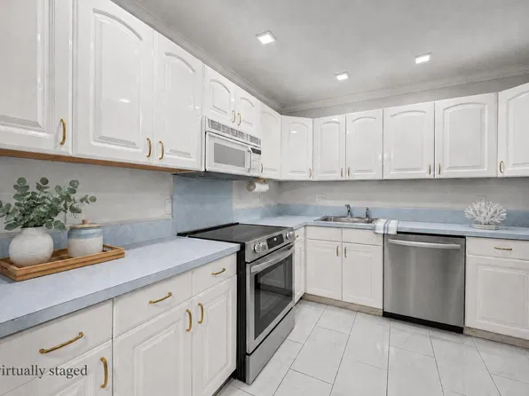 22615 SW 66th Avenue #208, Boca Raton, FL 33428