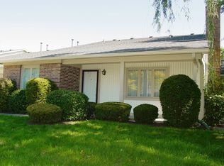 9340 Cinnebar Dr, Indianapolis, IN 46268