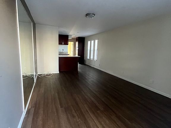 3rd image of 615 Junipero Ave APT 7