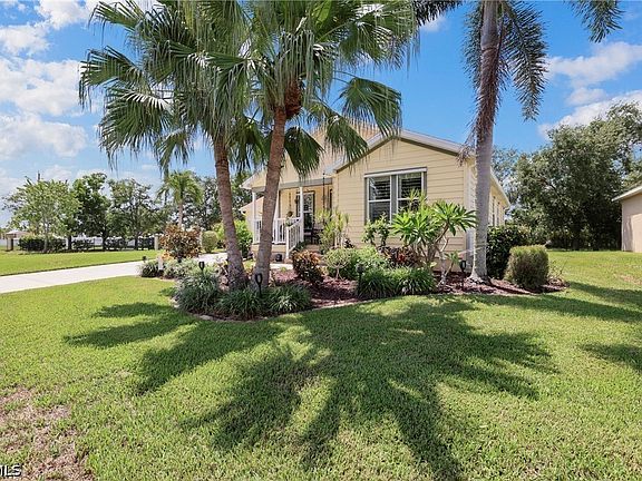 4th image of 24500 Rio Villa Lakes Cir