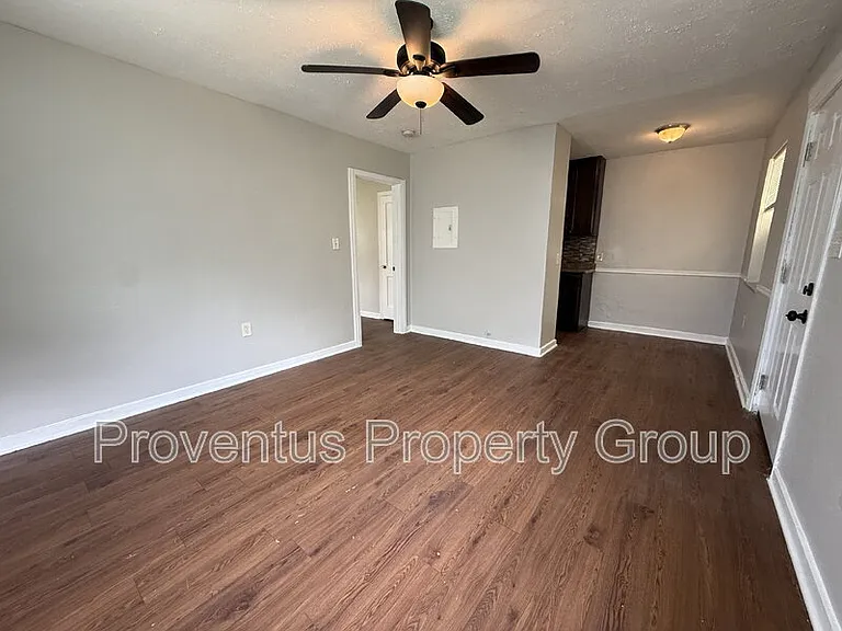 4 Rowland Ct #B — Photo 6