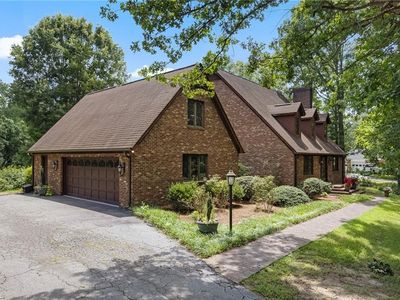 304 Cascade Dr, High Point, NC, 27265