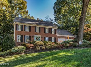 332 Sugarwood Dr, Knoxville, TN 37934