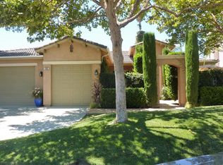 840 N Orangewood Ave, Clovis, CA 93611