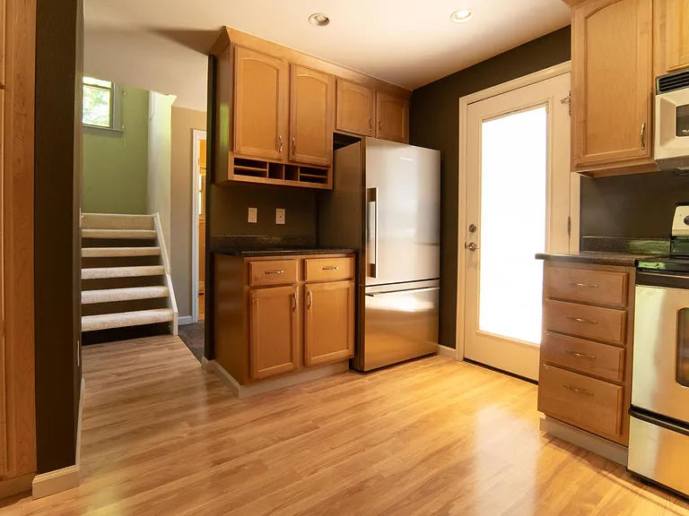 4220 Greenbriar Blvd — Photo 8