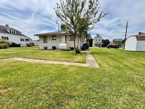 4th image of 407 Vine St