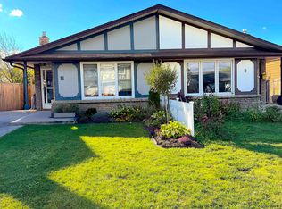 11 McDougall Dr, Thorold, ON L2V 4C4