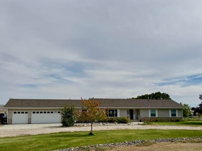17 Shoshone River Dr, Cody, WY, 82414