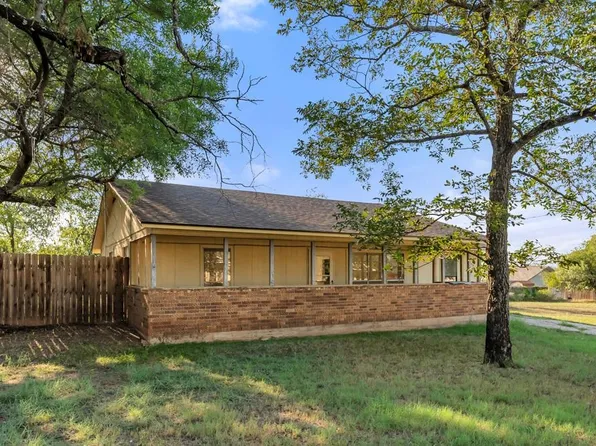 848 Pecan Lane, Cottonwood Shores, TX 78657