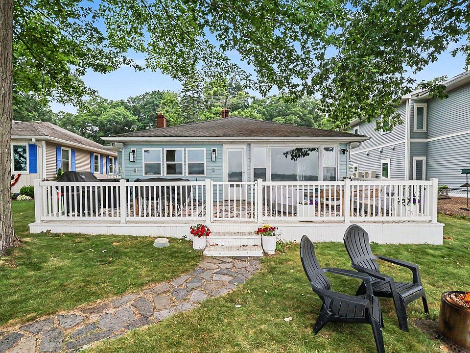 1st image of 1028 Forest Dr