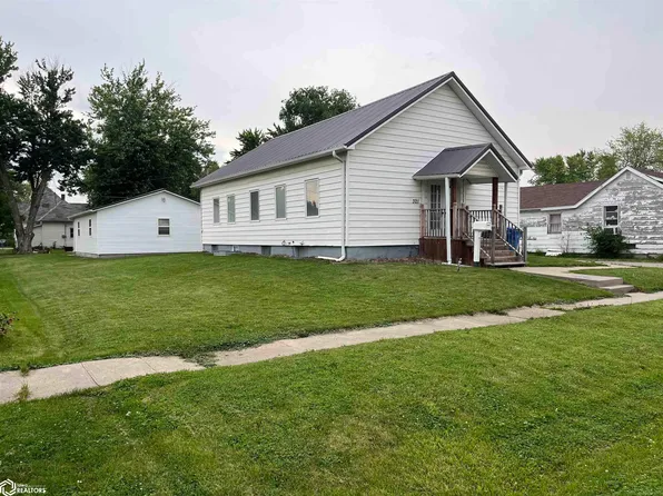 321 3rd Ave E, Albia, IA 52531