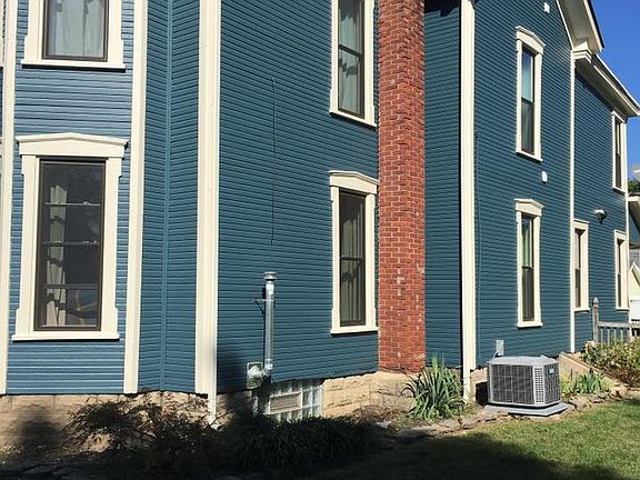 2nd image of 176 S Plum St