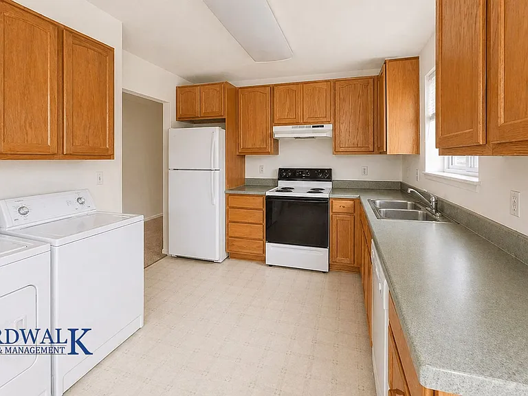 1195 E Roosevelt Ave — Photo 6