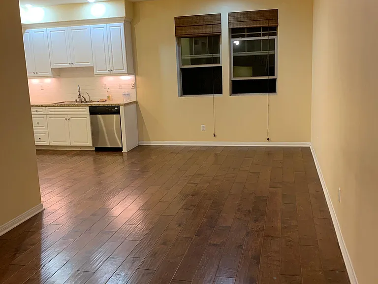 3981 E Emory Ln #7 — Photo 5