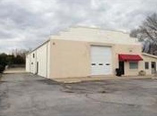 2129 NW Broad St, Murfreesboro, TN 37129
