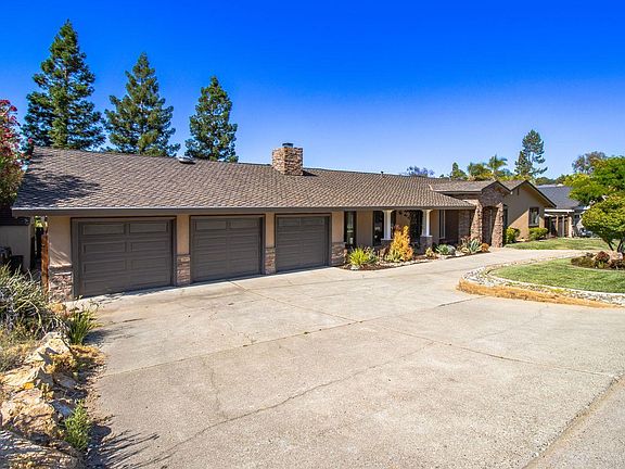 2nd image of 1313 Echo Valley Dr