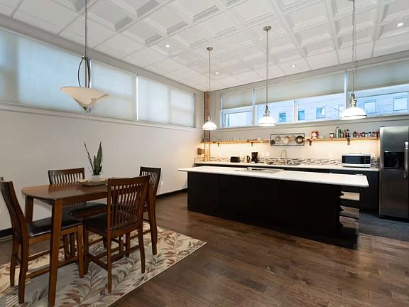 2nd image of 2520 2nd Ave N #10