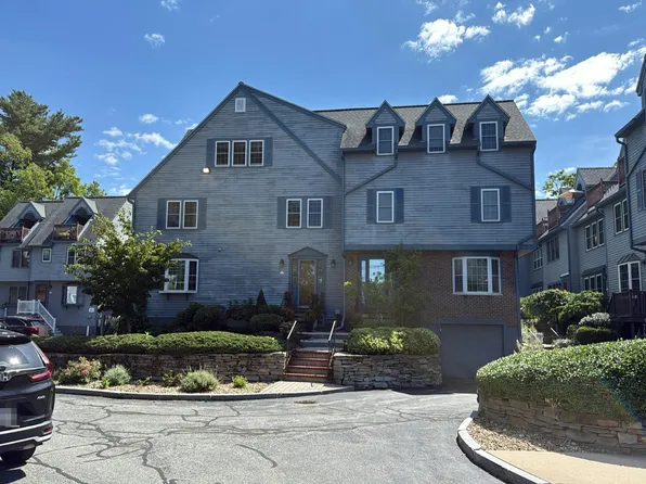 35 Merrymount Rd #A7, Quincy, MA 02169