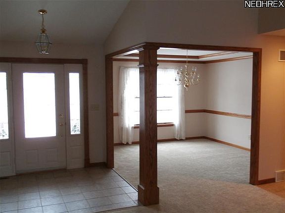 3rd image of 763 Greenfield Dr