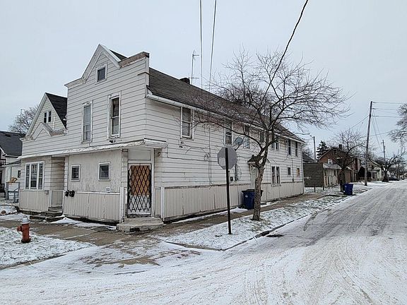 2nd image of 3547 W 50th St #4