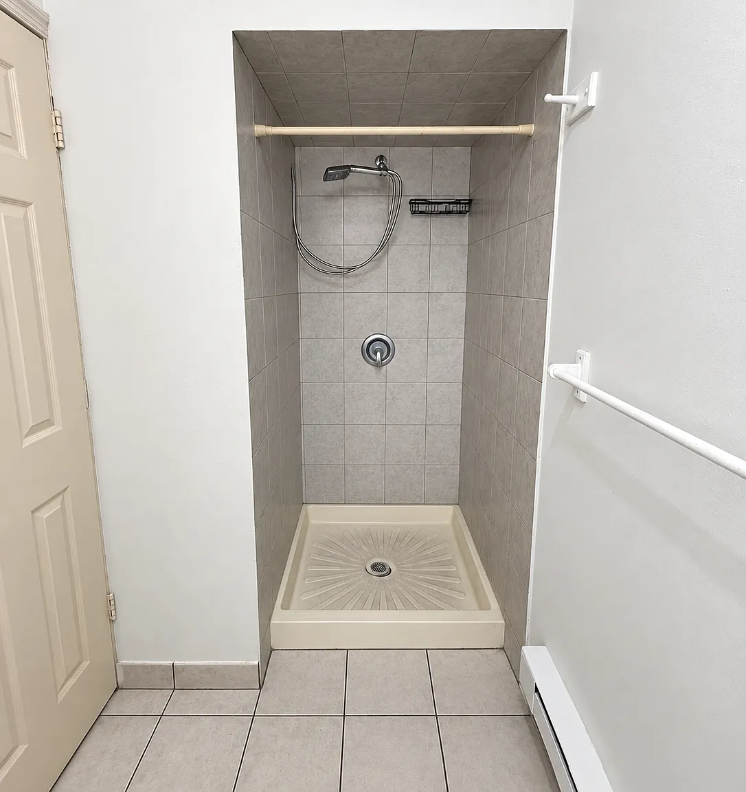 2 bed, $1,250 — Photo 3