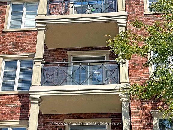 3rd image of 9519 Keele St #220