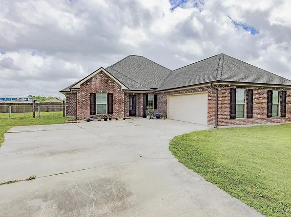 161 Rue Stephen Michael, Schriever, LA 70395