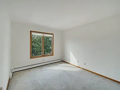 5 Roosevelt Ave #B — Photo 16