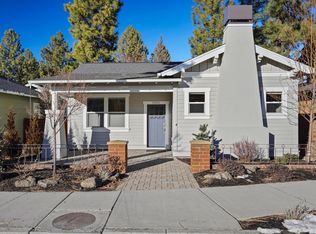 2666 NW Crossing Dr, Bend, OR 97703