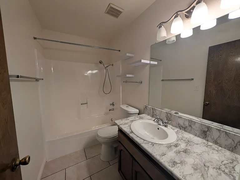 7304 Richfield St #107 — Photo 17