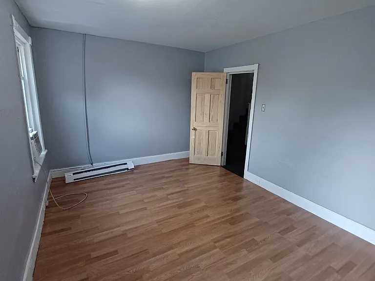 1249 E Chelten Ave — Photo 12