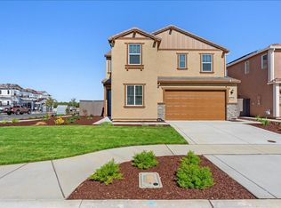 1045 Lost Creek Ranch Dr, Plumas Lake, CA 95961