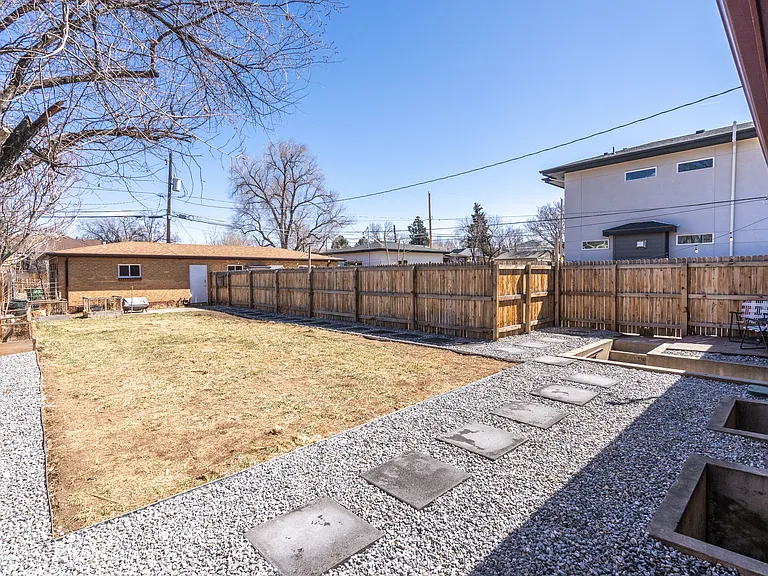 3510 N Columbine St #BASEMENT — Photo 27