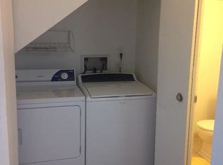 1616 Valley Rd, Champaign, IL 61820