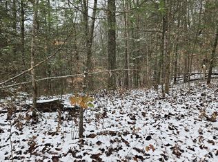 31 Sunset Rdg, Campton, KY 41301