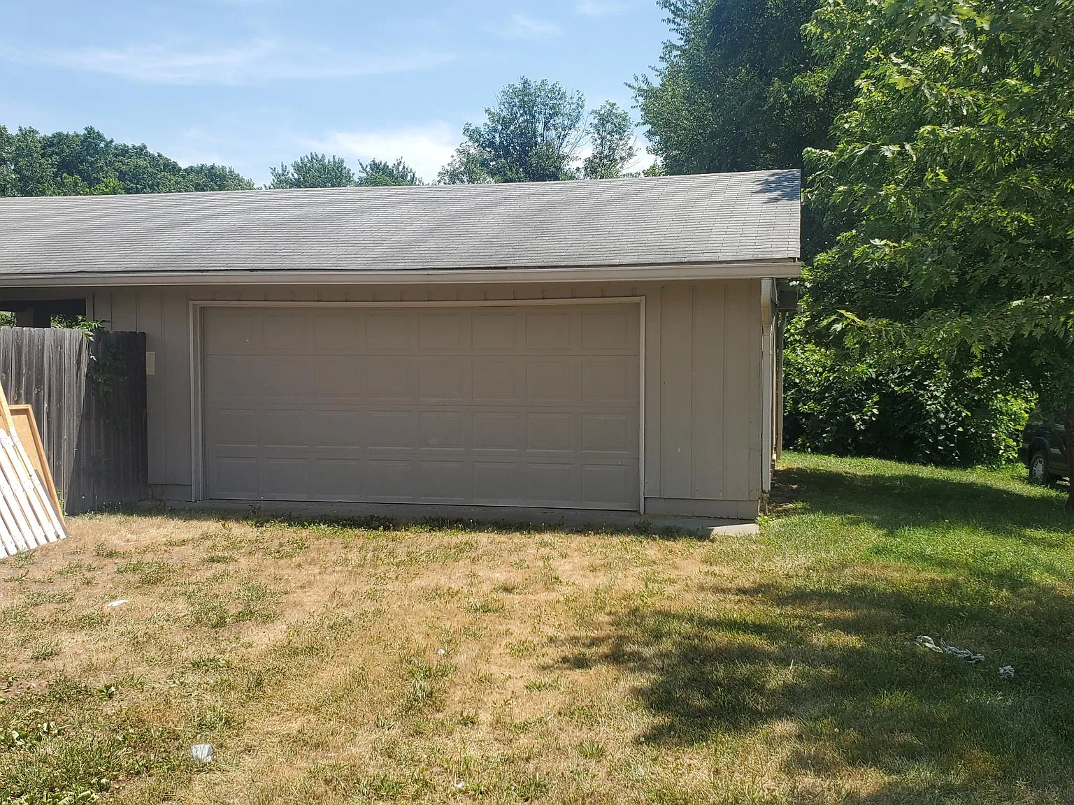 2 bed, 1.5 bath, 1400 sqft, $1,200 — Photo 4