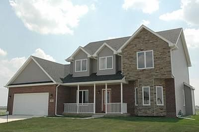 1st image of 594 Chase Ct