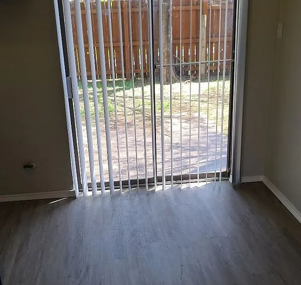 8517 Gatlinburg Dr — Photo 10