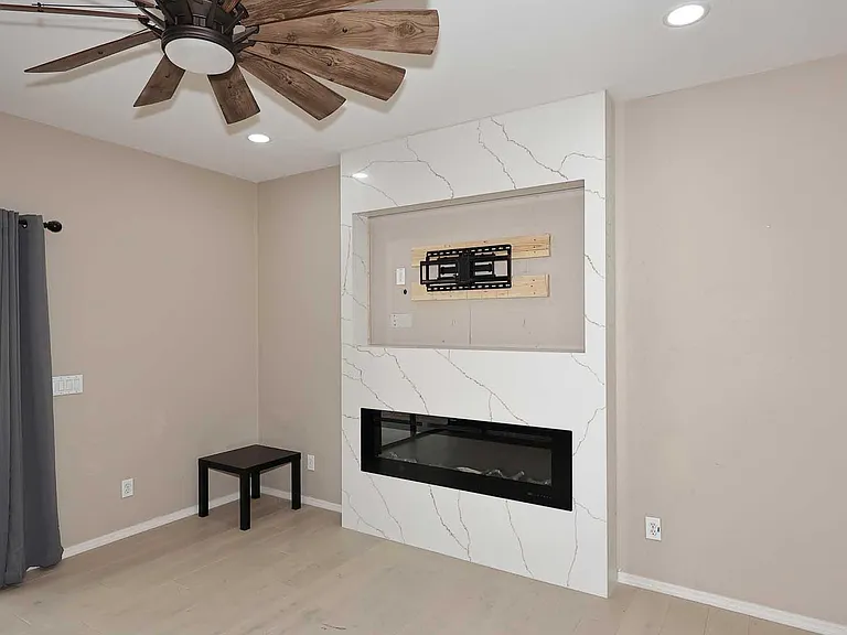 36950 W Mondragone Ln — Photo 16